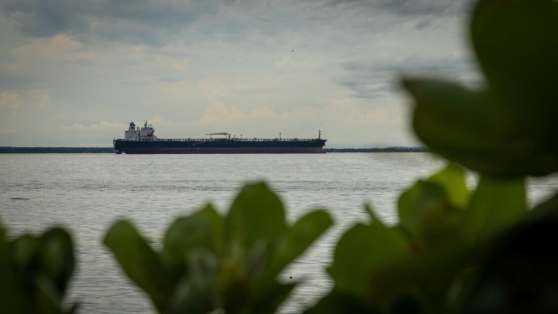 Tres muertos en explosión de barco petrolero – Latinoamerica Tres muertos en explosión de barco petrolero – Latinoamerica