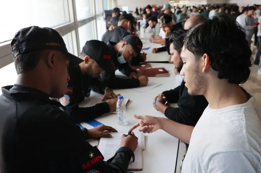 Venezuela ha recibido a más de 3.000 connacionales deportados por EE.UU. Venezuela ha recibido a más de 3.000 connacionales deportados por EE.UU.