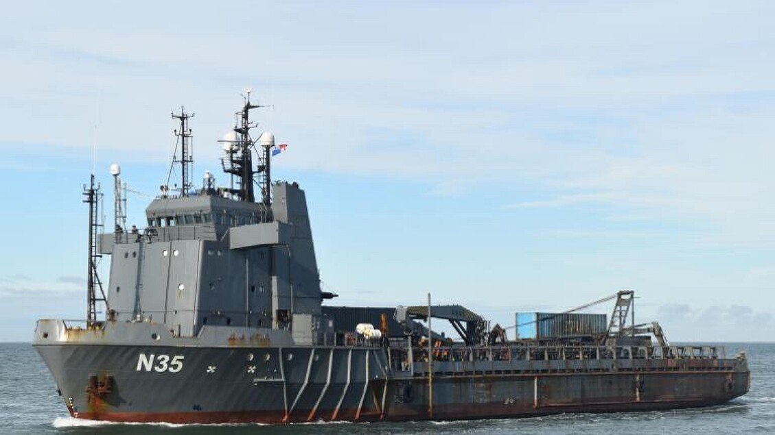 Nueve extranjeros detenidos con barco en custodia – Último momento