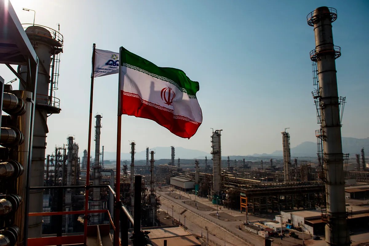 El petróleo se desinfla más del 15% en 24 horas
