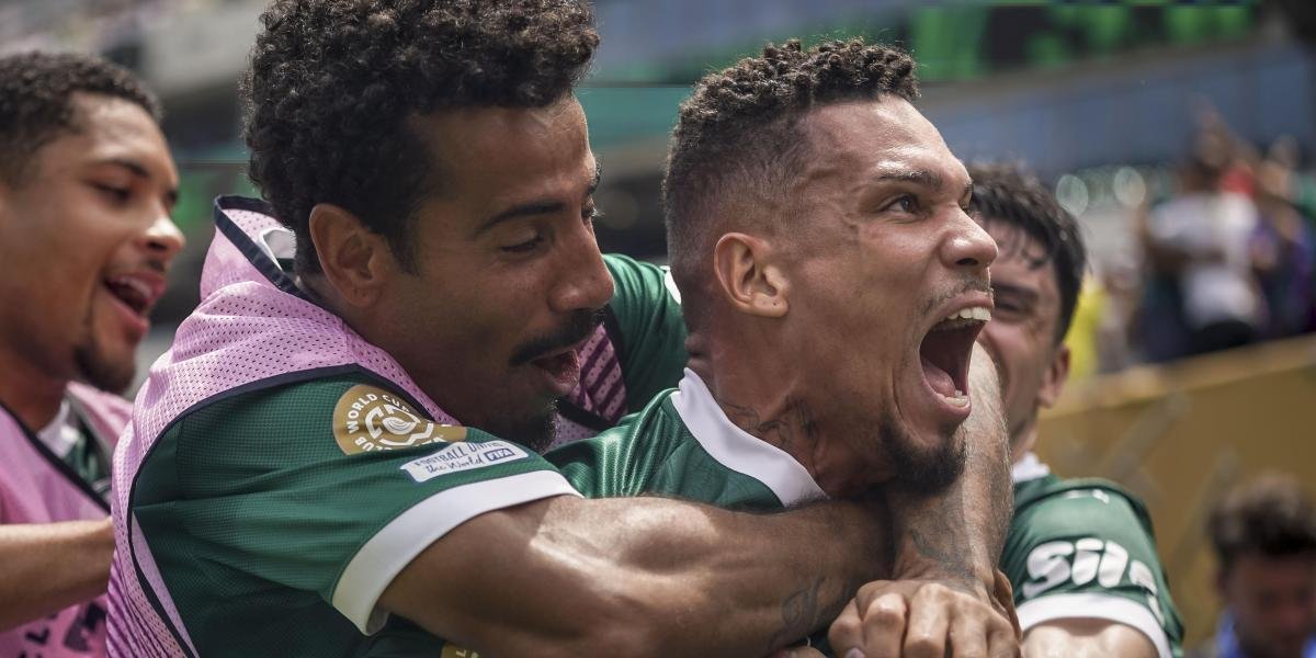 Paulinho se viste de Estevao