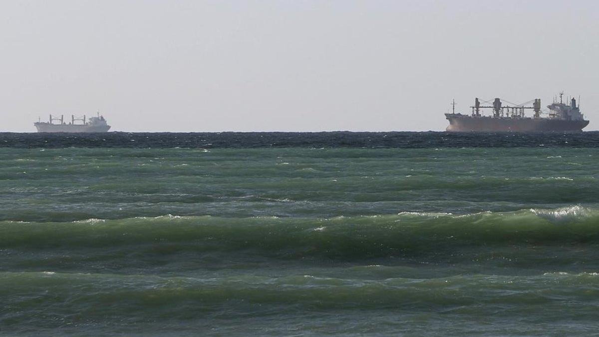 El petróleo roza los 80 dólares tras los ataques de EE.UU. a Irán y enciende las alarmas inflacionarias El petróleo roza los 80 dólares tras los ataques de EE.UU. a Irán y enciende las alarmas inflacionarias