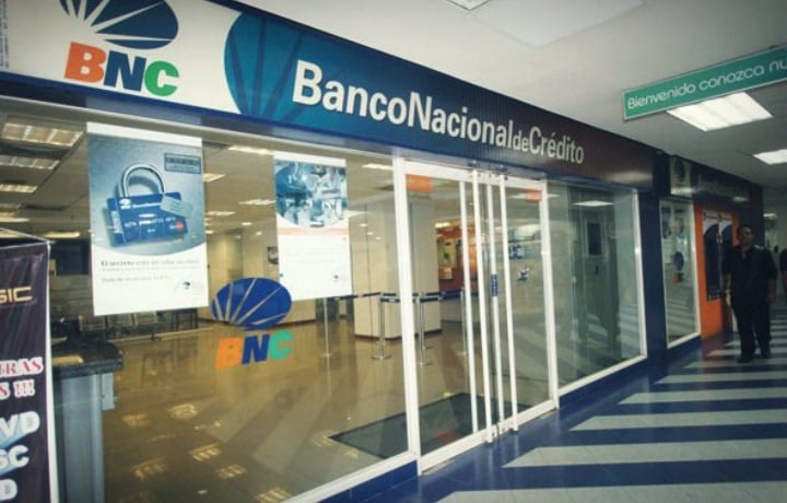 Usuarios del Banco Nacional de Crédito reportan fallas en el servicio