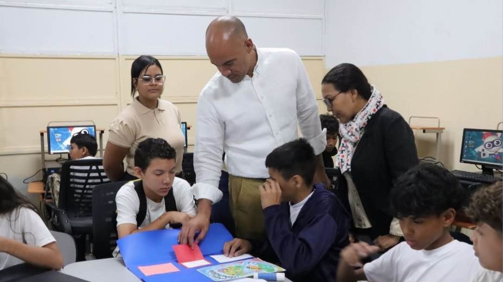 ▷ Ministerio de Educación renueva su enfoque educativo: Nuevo plan de Ciencias y Matemáticas para 2025  #24Jun