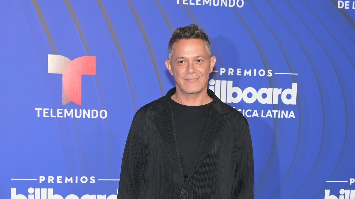 Alejandro Sanz responde, sin tapujos, a las nuevas acusaciones de Ivet Playà: “No lo olvidaré jamás” Alejandro Sanz responde, sin tapujos, a las nuevas acusaciones de Ivet Playà: “No lo olvidaré jamás”