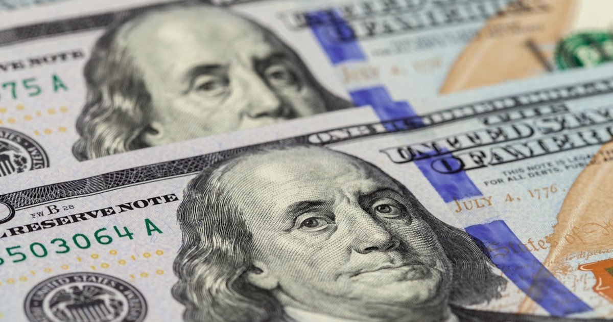 Dólar hoy en vivo: subió a $1.195 en el Banco Nación y el blue siguió a $1.210